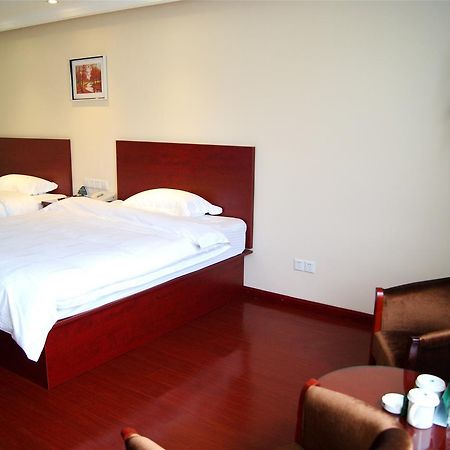 Greentree Inn Shanghai Minhang District Beiqiao Subway Station Express Hotel Luaran gambar