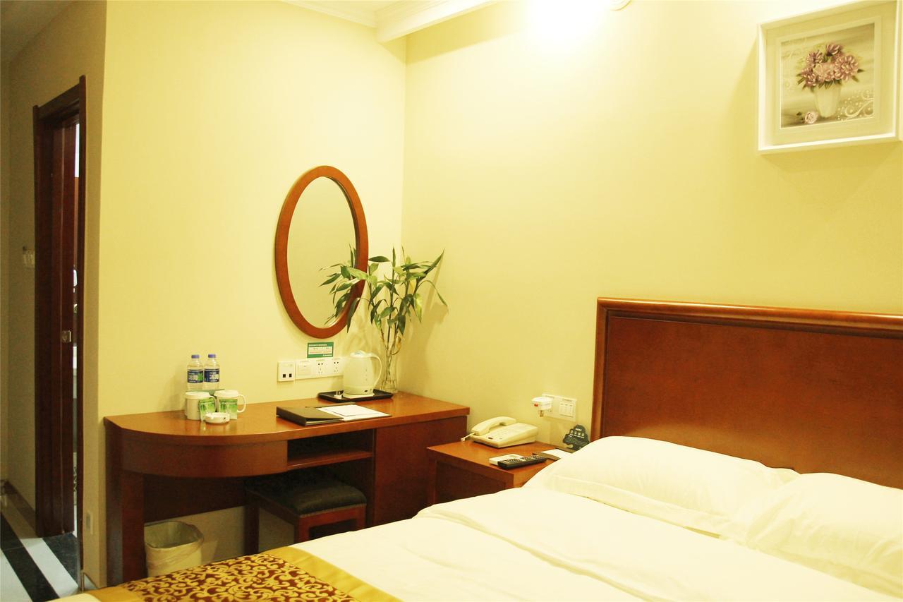 Greentree Inn Shanghai Minhang District Beiqiao Subway Station Express Hotel Luaran gambar
